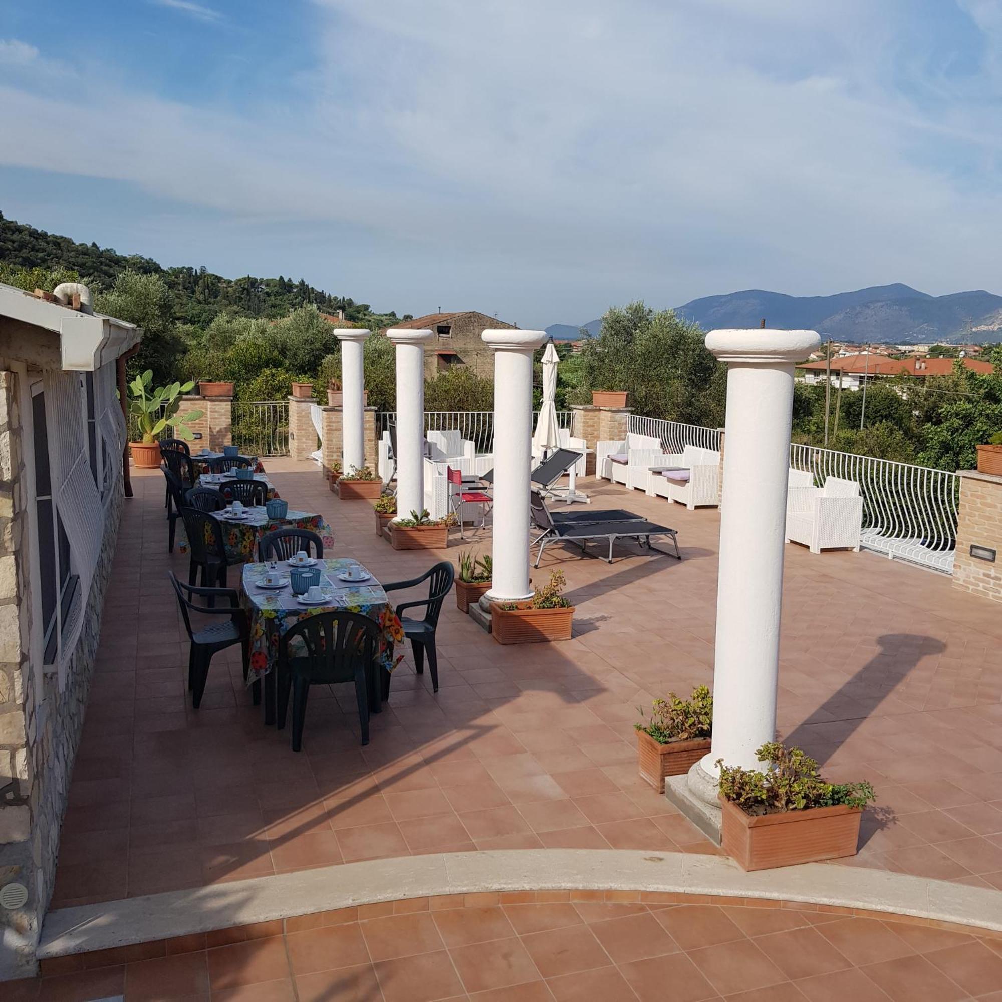 Villa Capri Fondi Exterior foto